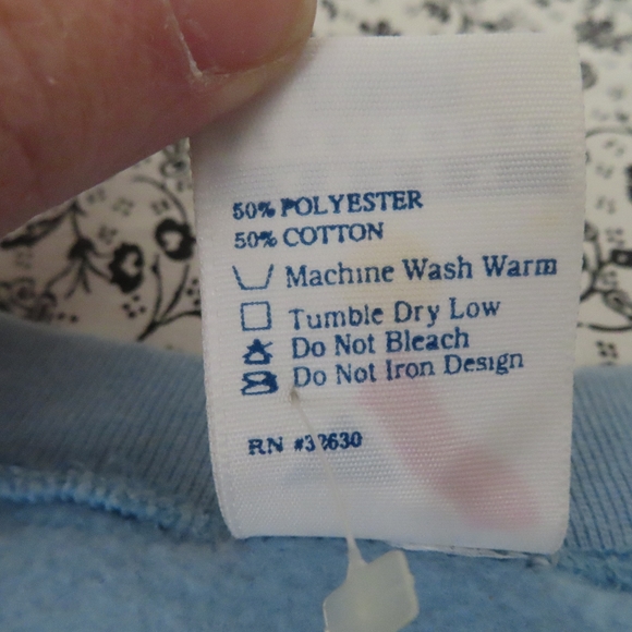 VTG ARTEX LOONEY TUNES BUGS BUNNY SWEATSHIRT M BOYS CARTOON 90s MADE IN USA VTG - Picture 6 of 6